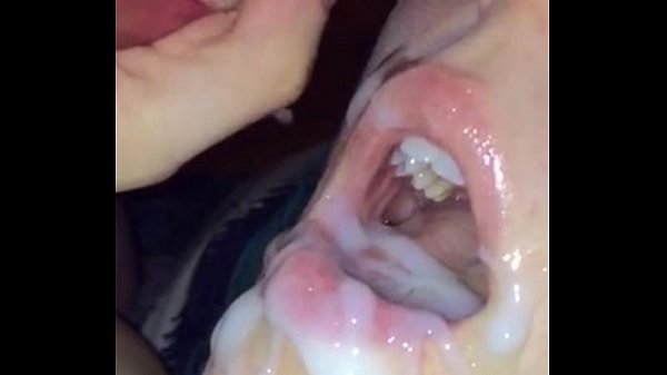Close Up Cum